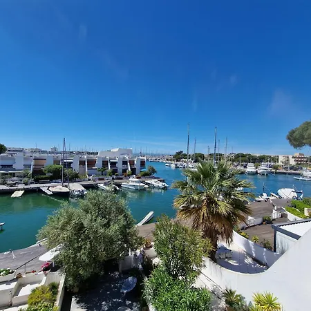 Marina Exceptionnelle - 8 Pers - 120 M2 Vue - Parentales - Cinema - Ponton Villa
