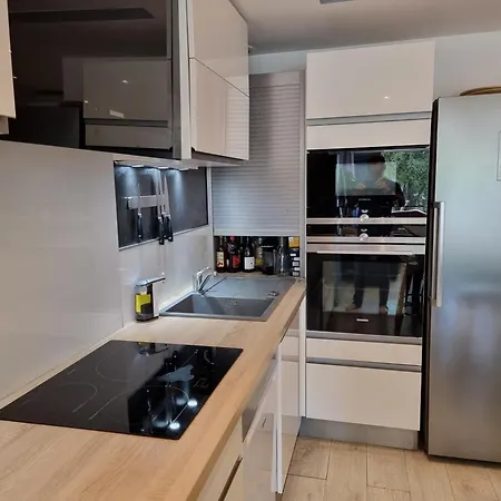 Marina Exceptionnelle - 8 Pers - 120 M2 Vue - Parentales - Cinema - Ponton Villa *