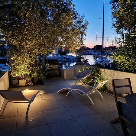 Villa Marina Exceptionnelle - 8 Pers - 120 M2 Vue - Parentales - Cinema - Ponton *