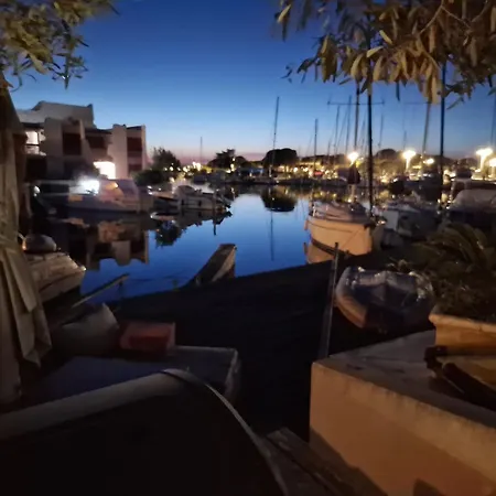 Marina Exceptionnelle - 8 Pers - 120 M2 Vue - Parentales - Cinéma - Ponton