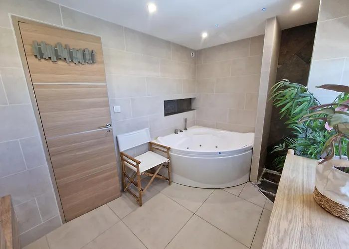 Marina Exceptionnelle - 8 Pers - 120 M2 Vue - Parentales - Cinema - Ponton