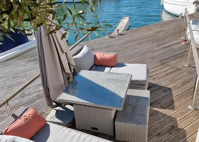 Marina Exceptionnelle - 8 Pers - 120 M2 Vue - Parentales - Cinema - Ponton Вилла