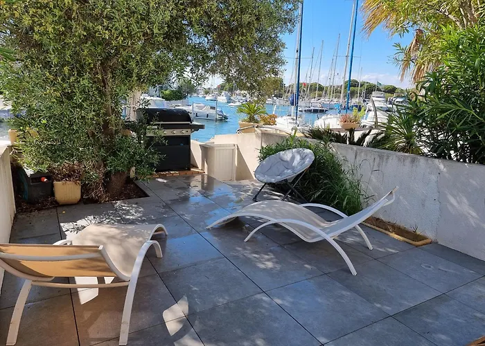 Marina Exceptionnelle - 8 Pers - 120 M2 Vue - Parentales - Cinema - Ponton Вилла